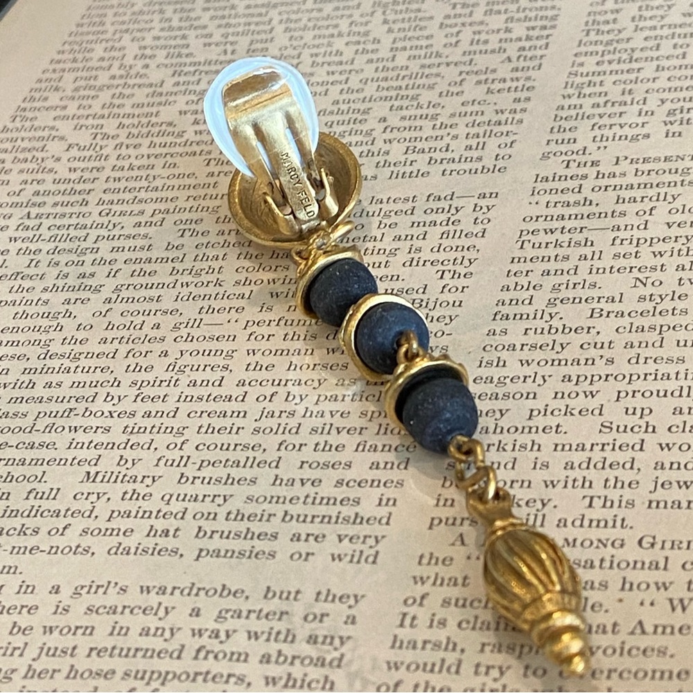 Vintage Marcy Feld ( 1 ) Earring - Picture 9 of 11
